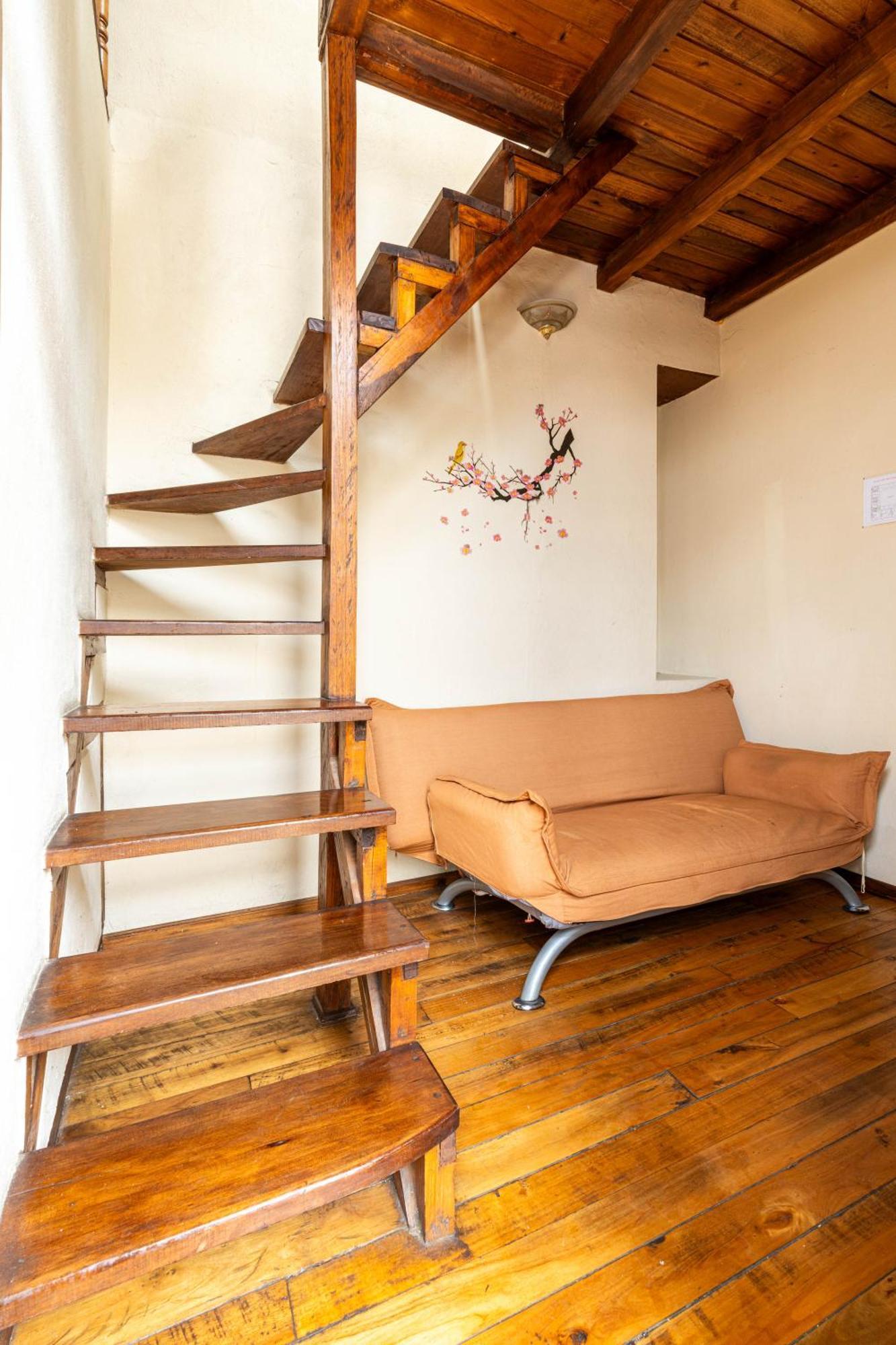 Hostal La Suite Sangolquí Exterior photo