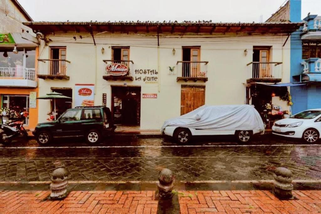 Hostal La Suite Sangolquí Exterior photo
