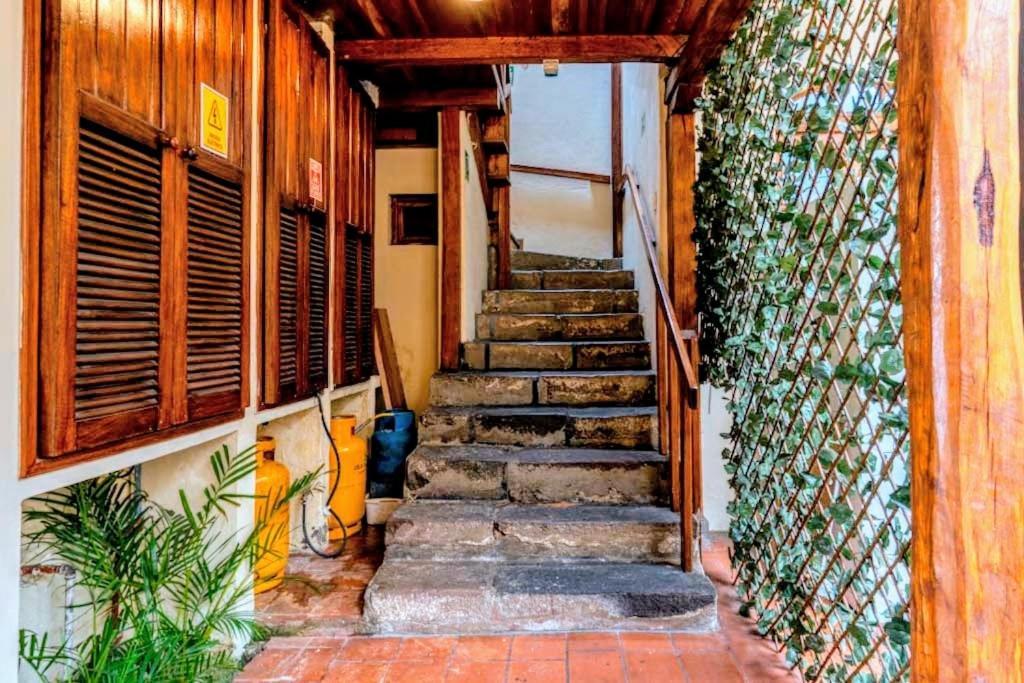 Hostal La Suite Sangolquí Exterior photo